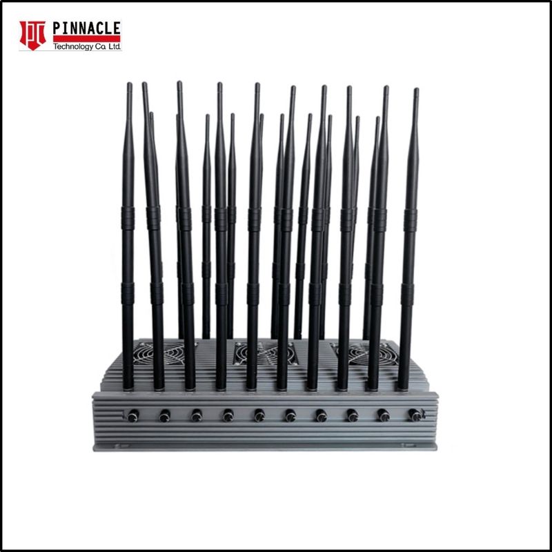 Pojazd konwoju z generatorem mocy 10KW, zagłuszaczem bomb z częstotliwością zagłuszania 20-6000MHz i zasięgiem do 200m