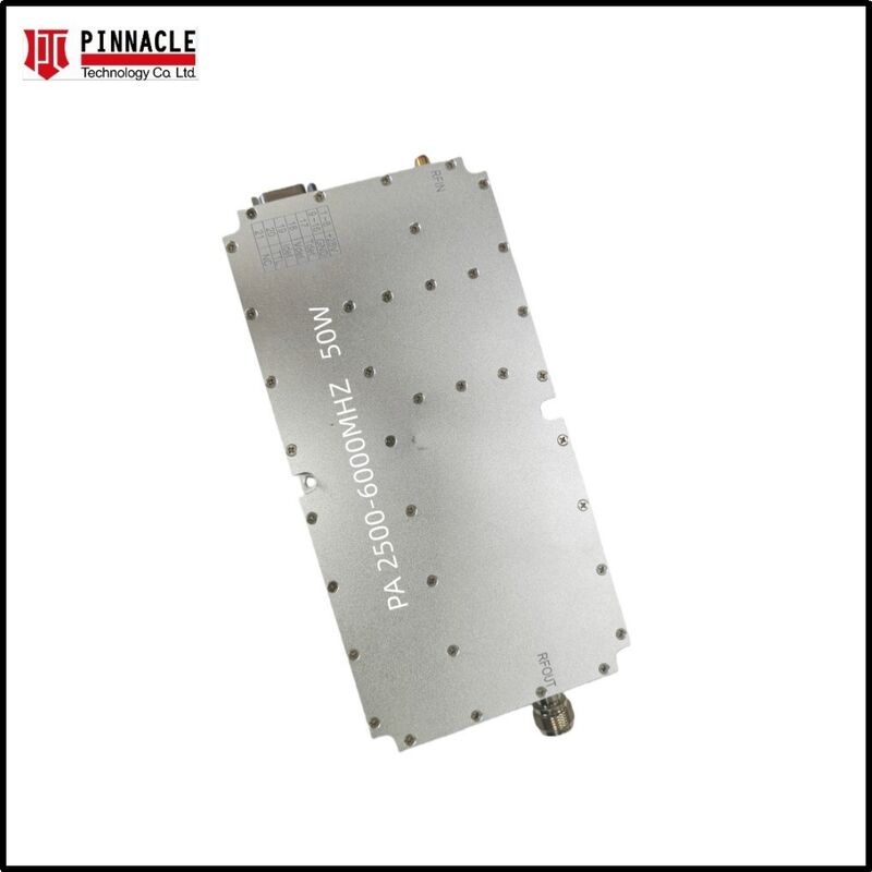 Moduł wzmacniacza wysokiej mocy o mocy 8 ̊10 GHz o mocy 50 W